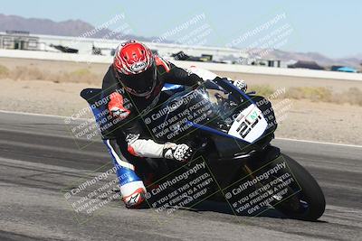 media/Oct-30-2025-Racers Edge (Thu) [[dabbdaf680]]/2-A Group/Session 3 (Turn 15 Inside)/